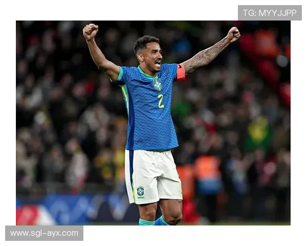 达尼洛巴西国家队老将宣布退役，传奇职业生涯画上句号