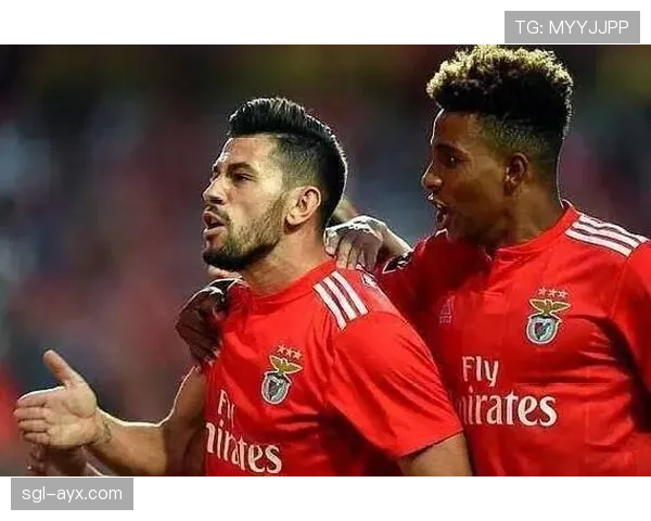 雷吉纳定位球战术成胜负手 新阵型展现致命威胁