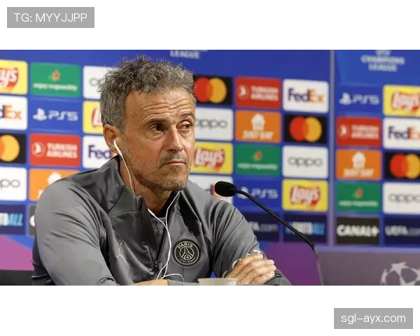 恩里克选择新边后卫，助力球队战术革新趋势分析